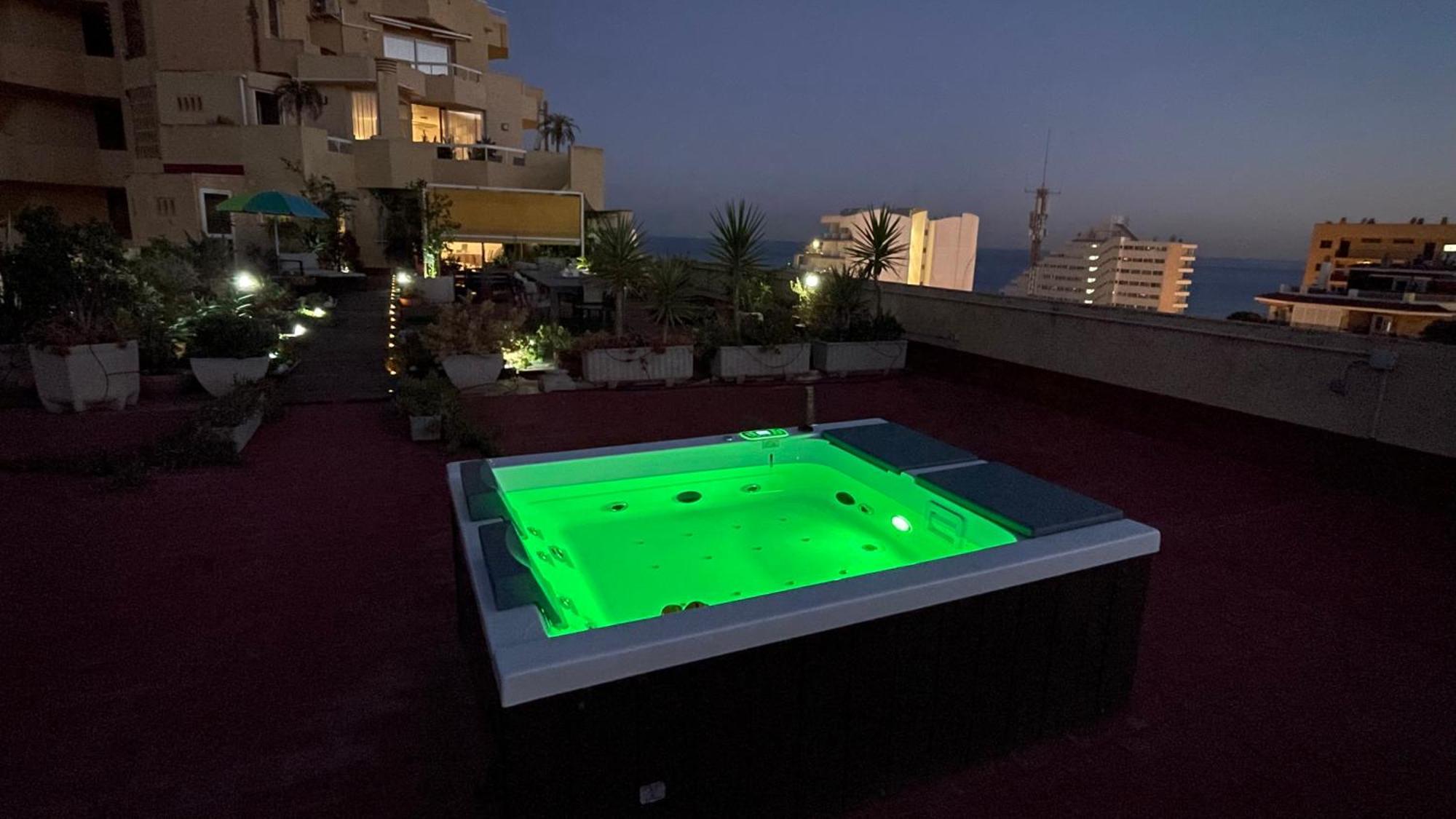 550 M2 Luxury Penthouse - Jacuzzi, Golf & Beach เบนัลมาเดนา ภายนอก รูปภาพ